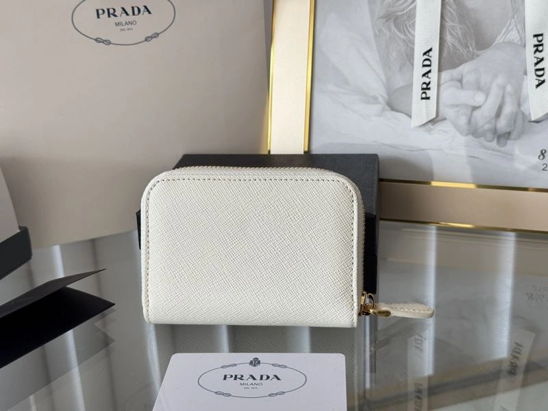Prada Wallets Purse Fashionable 65946