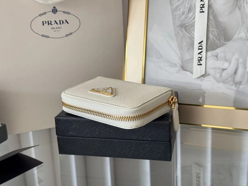 Prada Wallets Purse Fashionable 65946