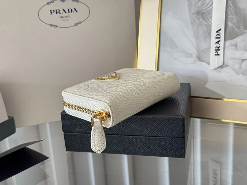 Prada Wallets Purse Fashionable 65946