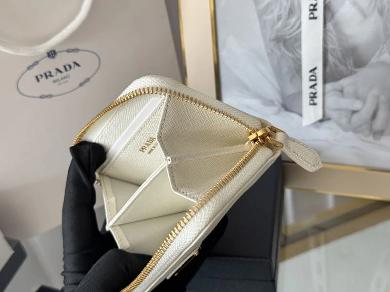 Prada Wallets Purse Fashionable 65946
