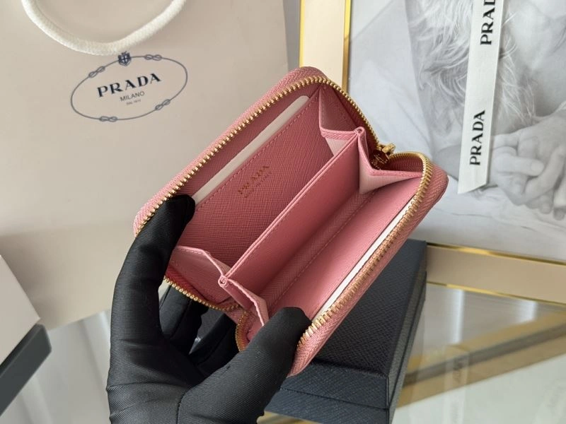 Prada Wallets Purse ModernLook 65984