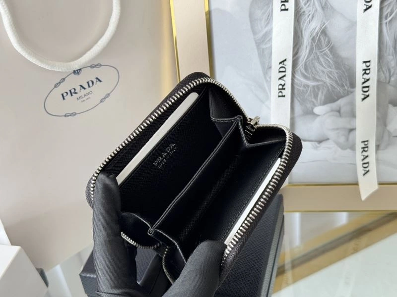 Prada Wallets Purse Elegant 65938