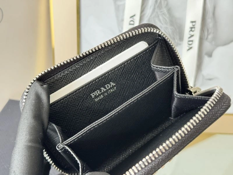 Prada Wallets Purse Elegant 65938