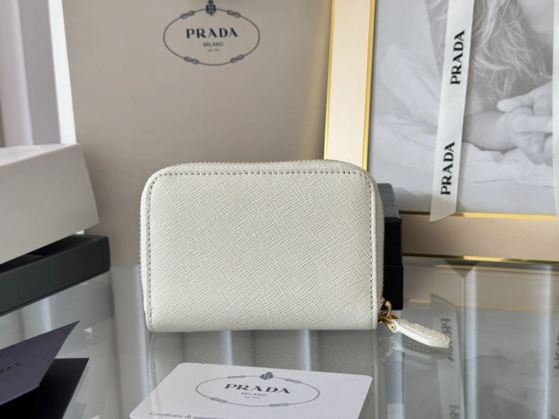 Prada Wallets Purse Stylish 65941