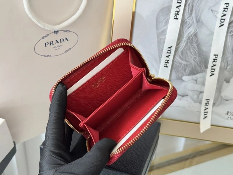 Prada Wallets Purse Bright 65932