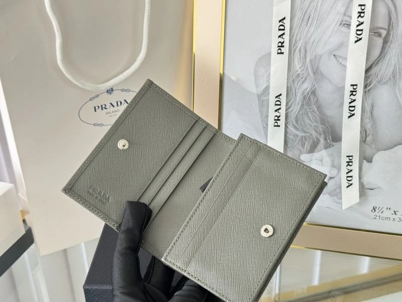 Casual Prada Wallets Purse 65966