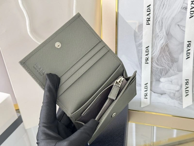 Casual Prada Wallets Purse 65966