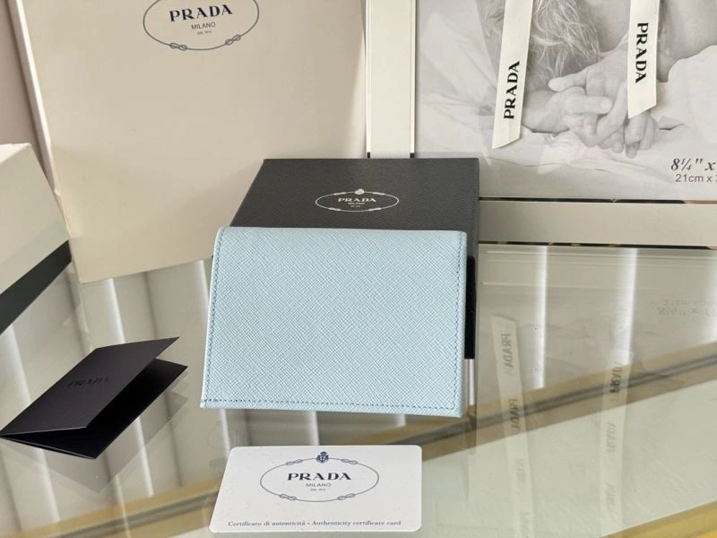 Prada Wallets Purse Durable 65922