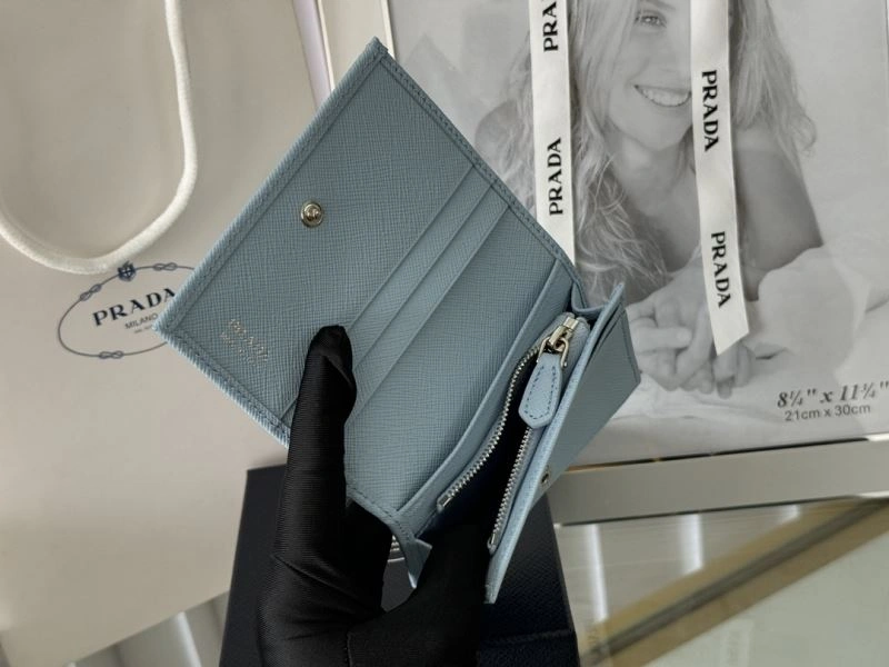 Prada Wallets Purse Durable 65922
