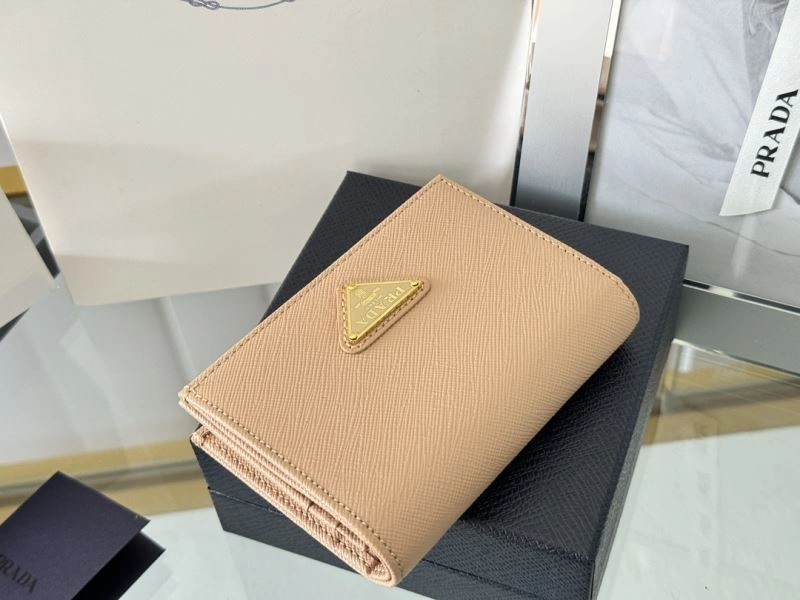 Bright Prada Wallets Purse 65909