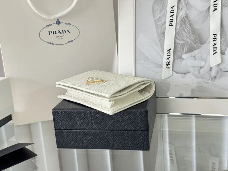 Sustainable Prada Wallets Purse 65910
