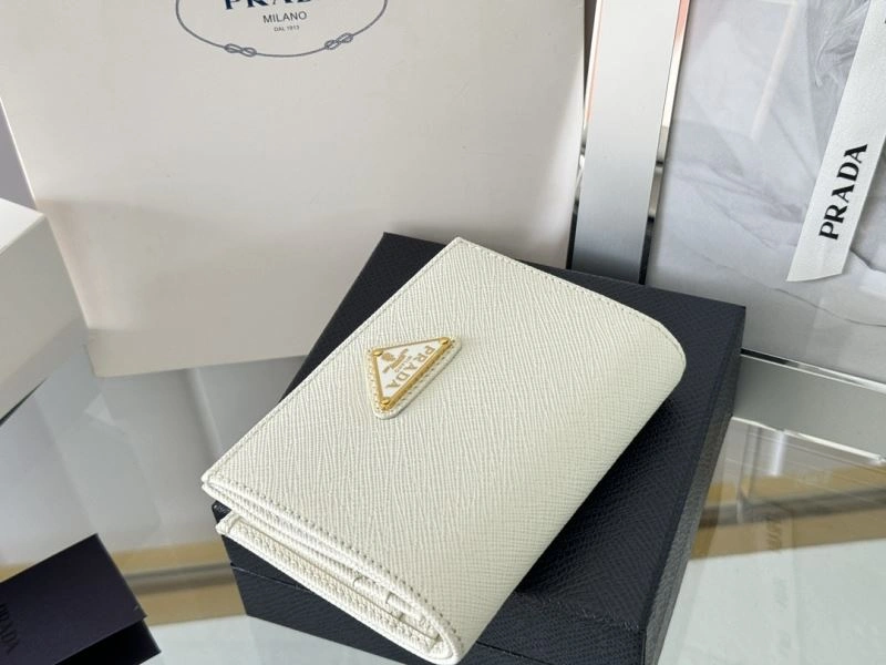 Sustainable Prada Wallets Purse 65910
