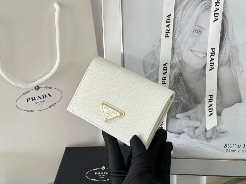 Sustainable Prada Wallets Purse 65910