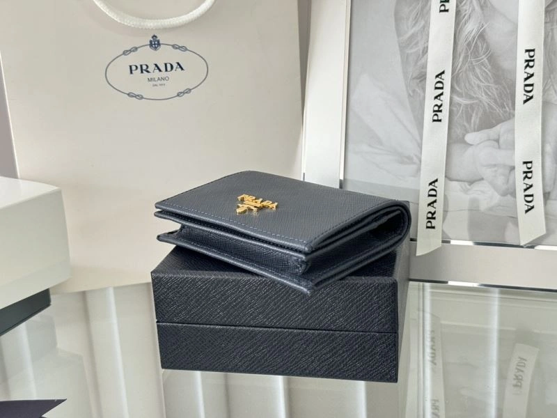 Prada Wallets Purse Elegant 66034
