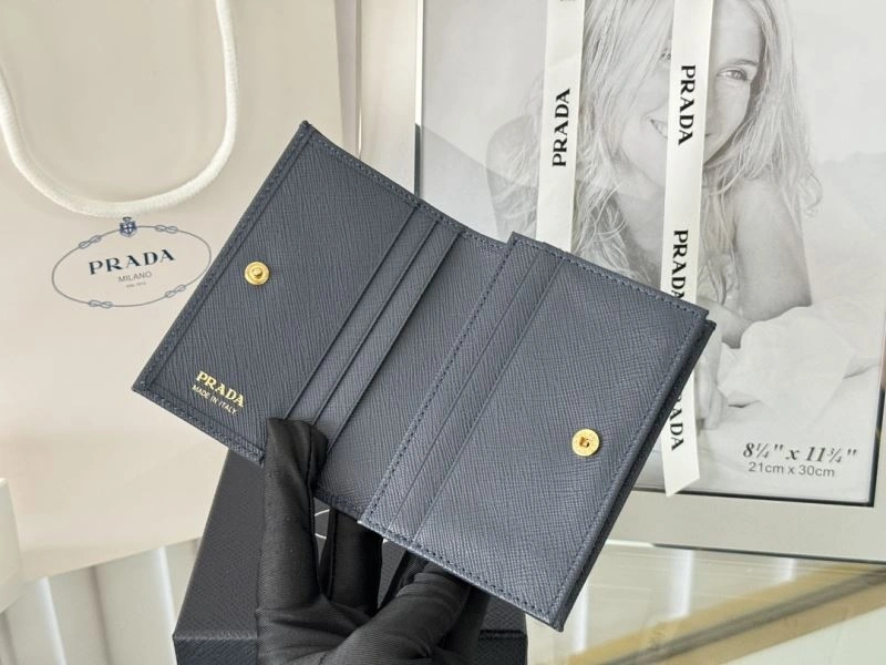 Prada Wallets Purse Elegant 66034