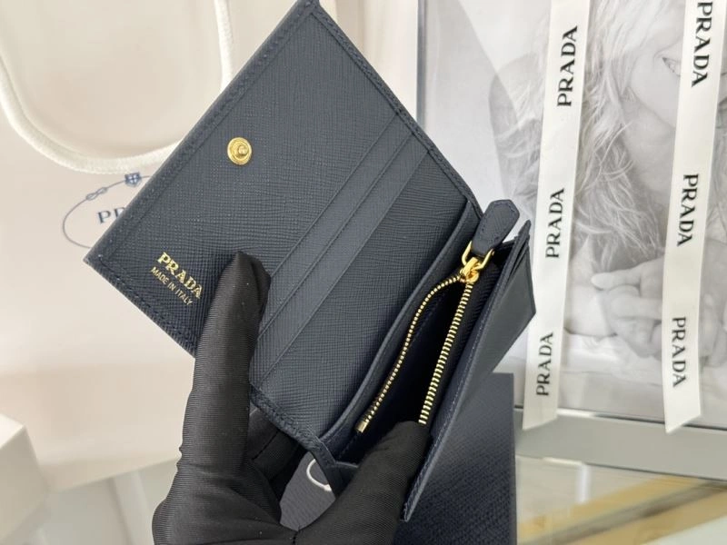 Prada Wallets Purse Elegant 66034