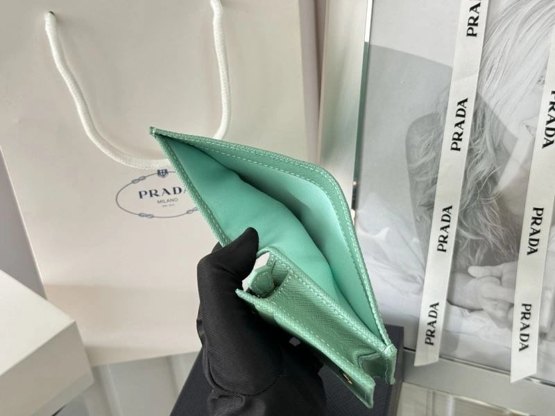 Prada Wallets Purse ZipUp 65902