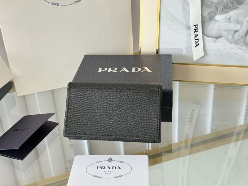 Lightweight Prada Wallets Purse 57032