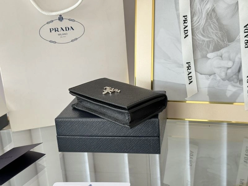Lightweight Prada Wallets Purse 57032