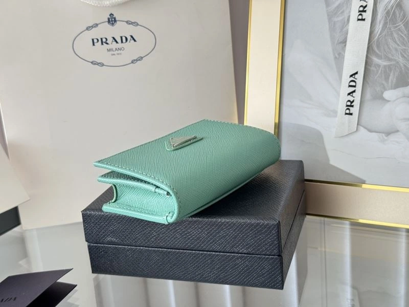 Vibrant Prada Wallets Purse 56975