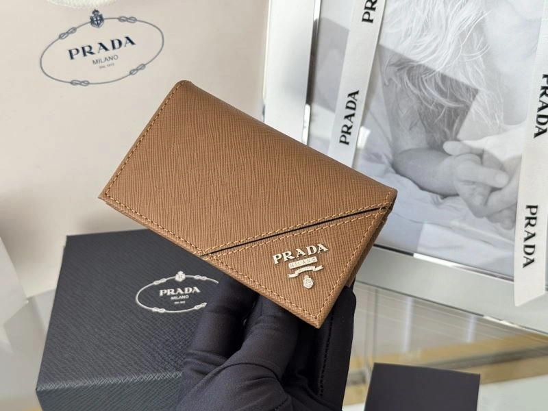 Prada Wallets Purse Youthful 56981