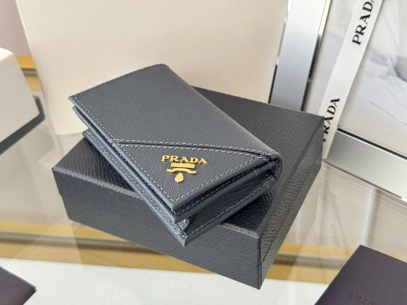 Sleek Prada Wallets Purse 56970