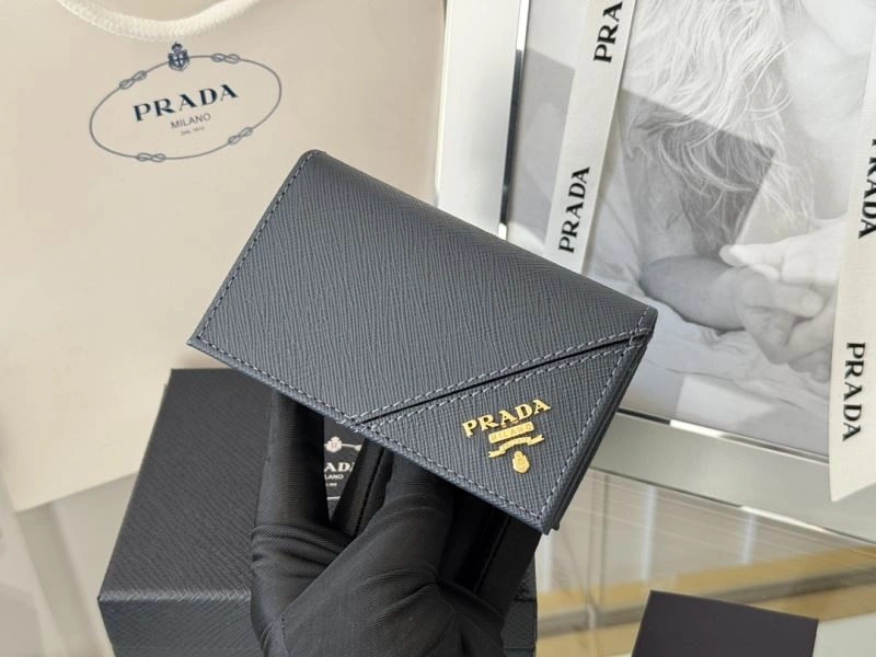 Sleek Prada Wallets Purse 56970