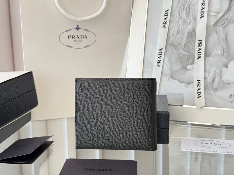Prada Wallets Purse Trendsetting 56971