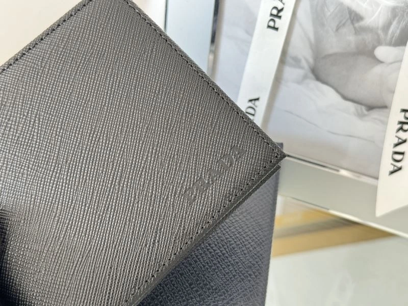 Prada Wallets Purse Trendsetting 56971
