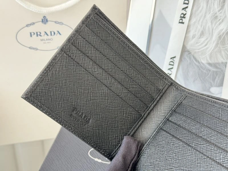Prada Wallets Purse Trendsetting 56971
