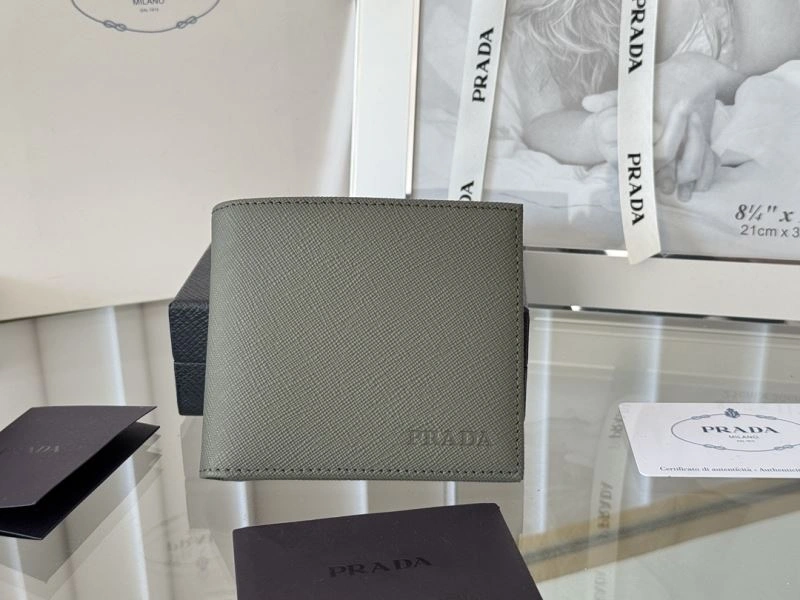 Refined Prada Wallets Purse 56977
