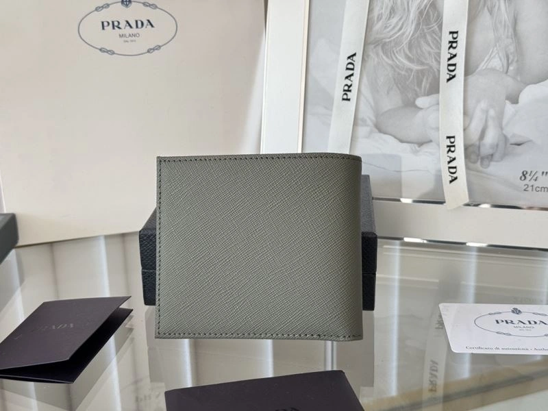 Refined Prada Wallets Purse 56977