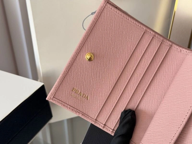 Prada Wallets Purse Neat 56961