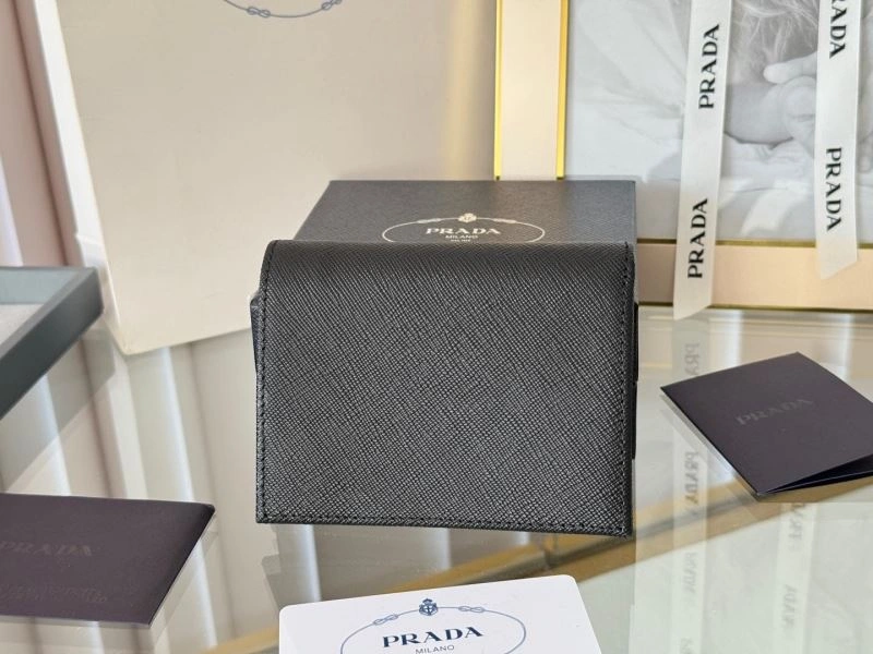 Prada Wallets Purse Unique 56954