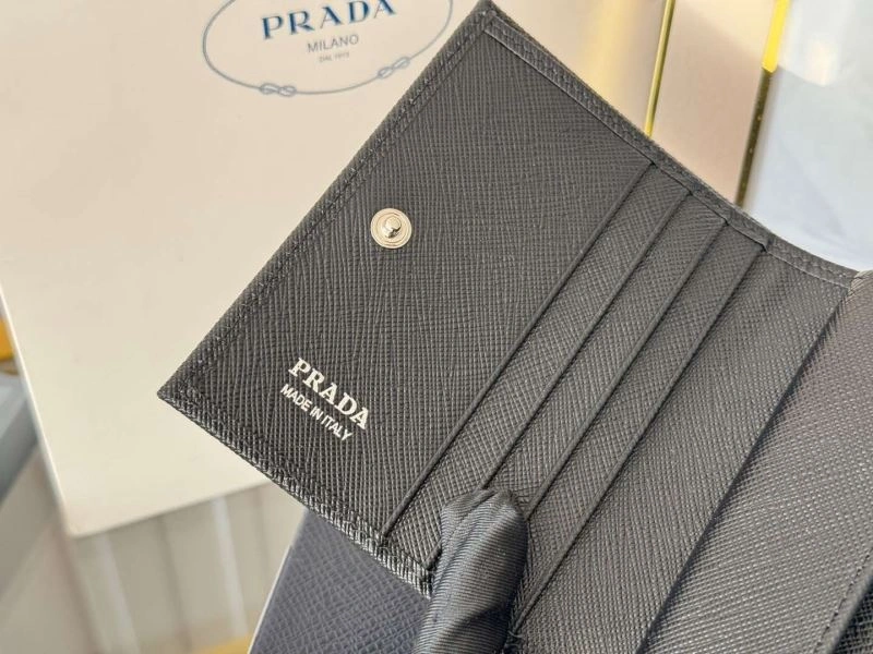 Prada Wallets Purse Unique 56954