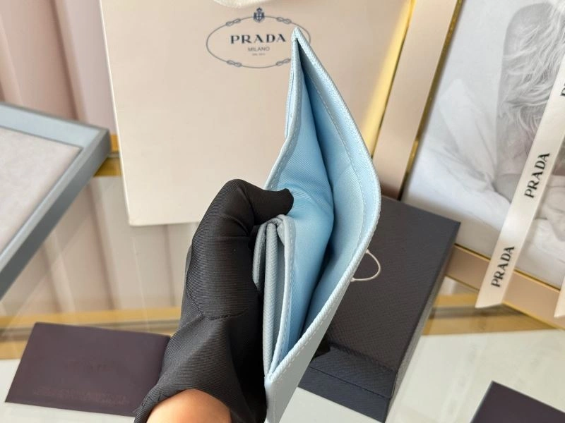 Prada Wallets Purse ComfortFit 57028