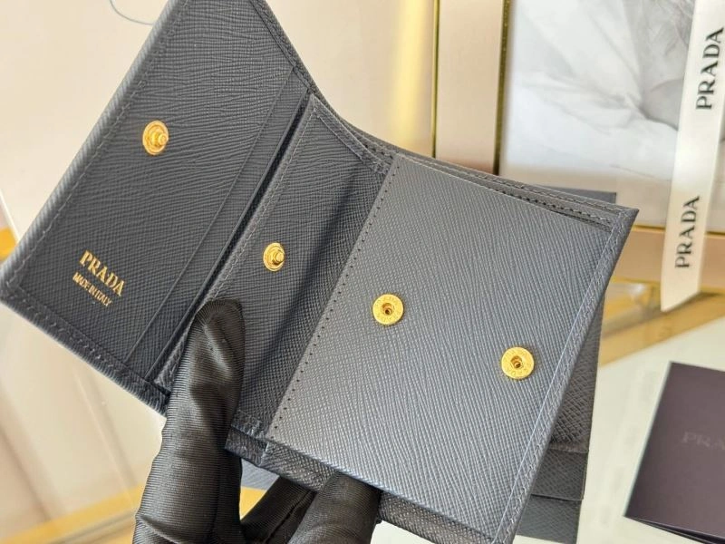 Prada Wallets Purse Contemporary 56990