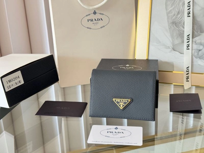 Prada Wallets Purse Unique 56946