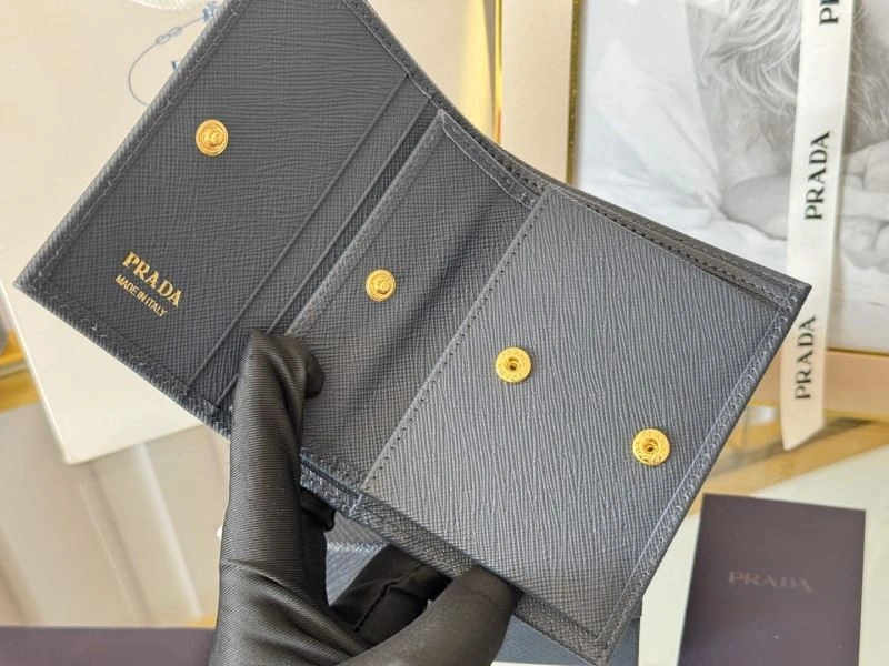 Prada Wallets Purse Unique 56946