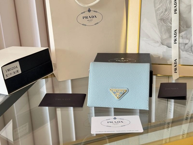 Lightweight Prada Wallets Purse 56972