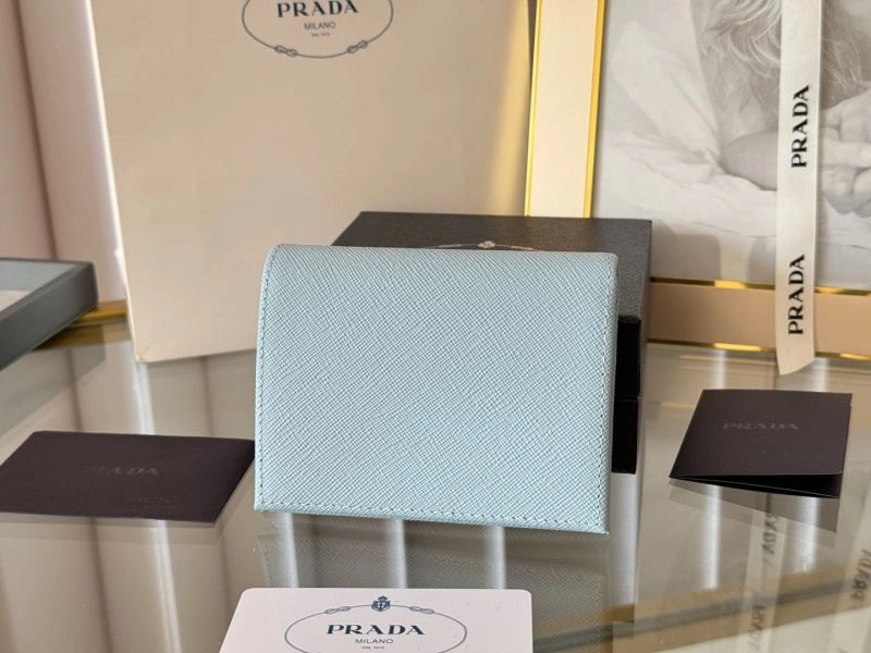 Lightweight Prada Wallets Purse 56972