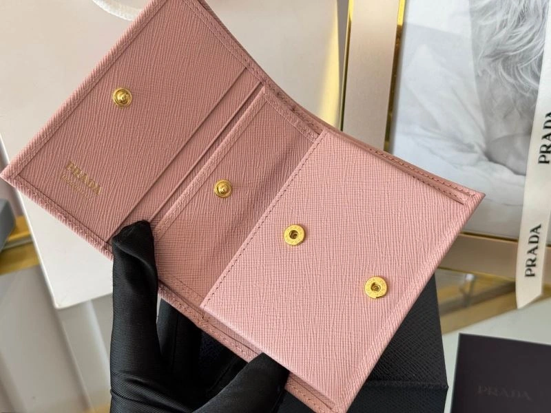 WellDesigned Prada Wallets Purse 56939