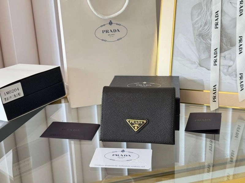 Prada Wallets Purse Breathable 56937