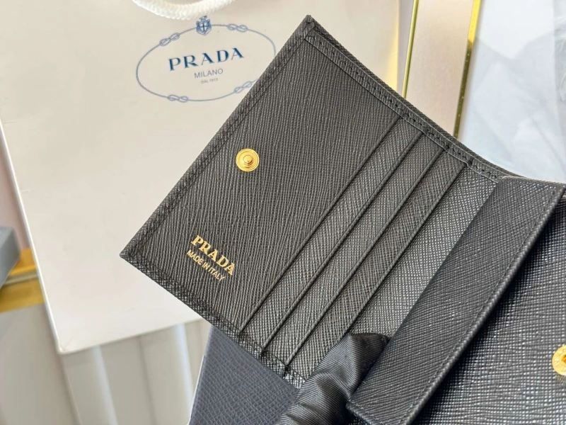 Prada Wallets Purse Breathable 56937
