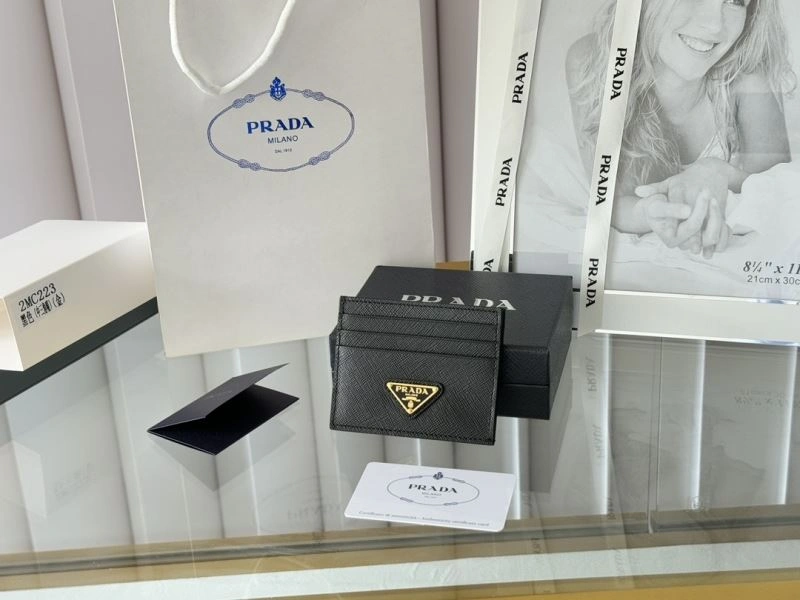 Prada Wallets Purse Sophisticated 68530