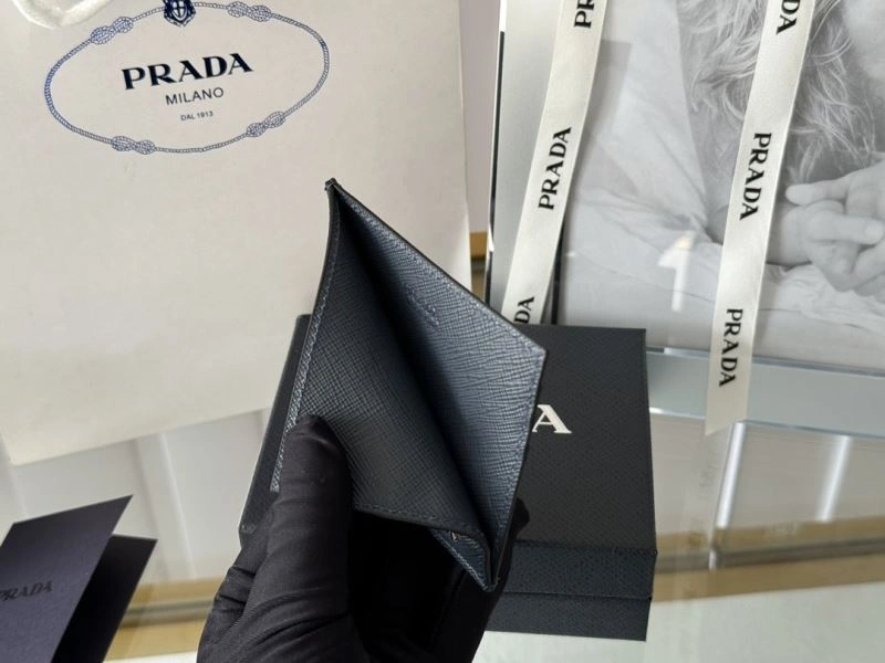 Chic Prada Wallets Purse 68541