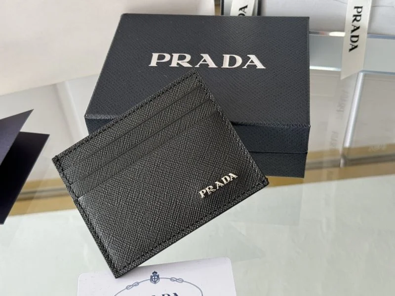 Trendsetting Prada Wallets Purse 37680