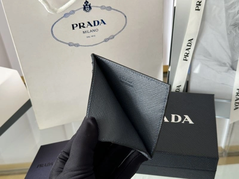 Resilient Prada Wallets Purse 68515