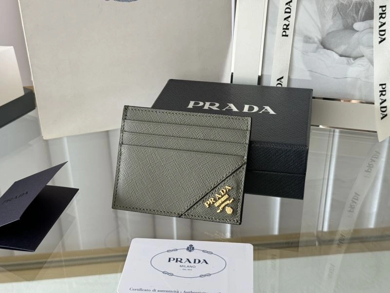 Prada Wallets Purse FreshLook 68509