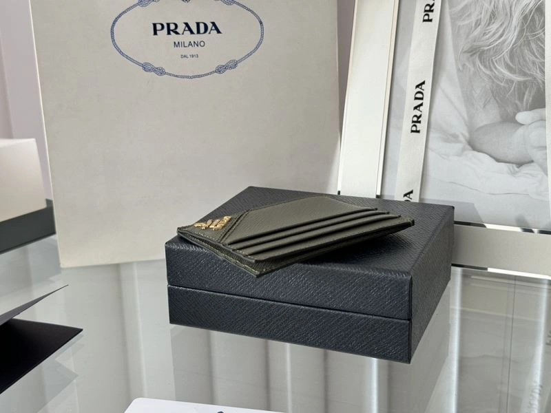 Prada Wallets Purse FreshLook 68509